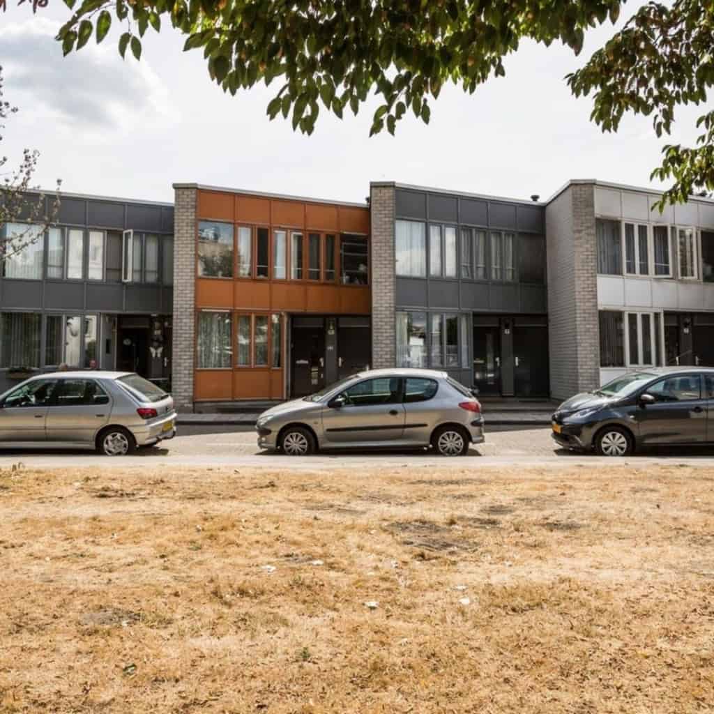 Een foto van droogte in een woonwijk
